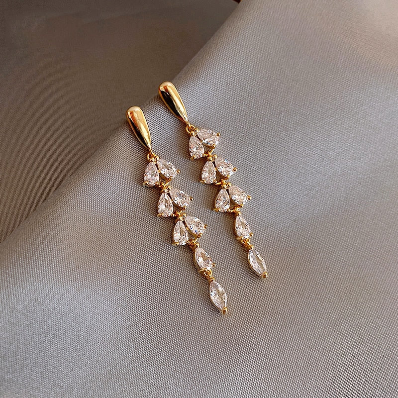 SAANVI EARRINGS