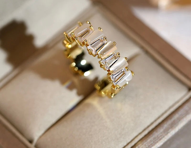 ZOEY RING