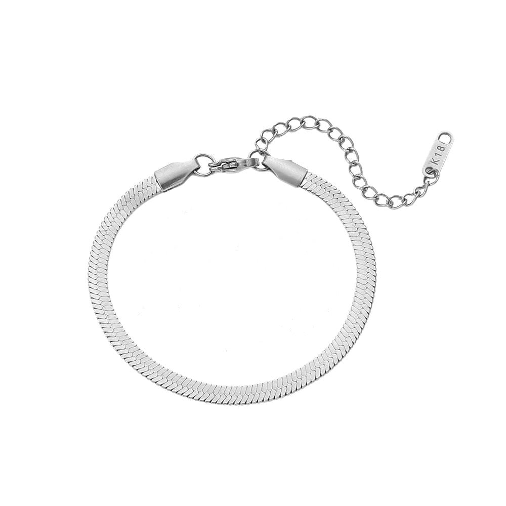 TAYLOR NECKLACE