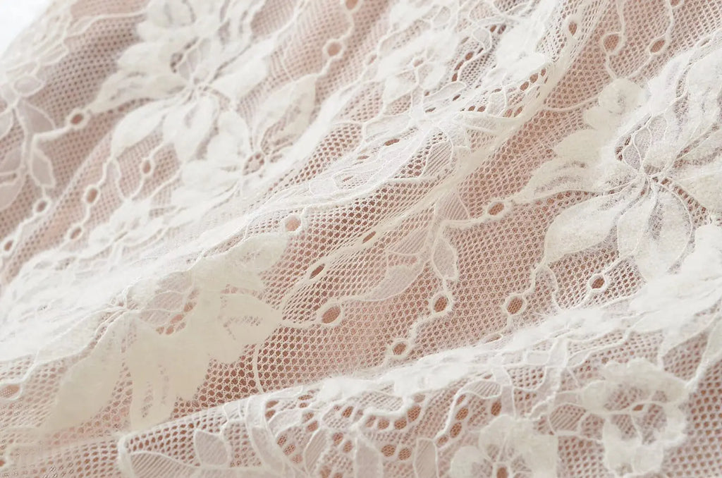 AMINA LACE BODYSUIT