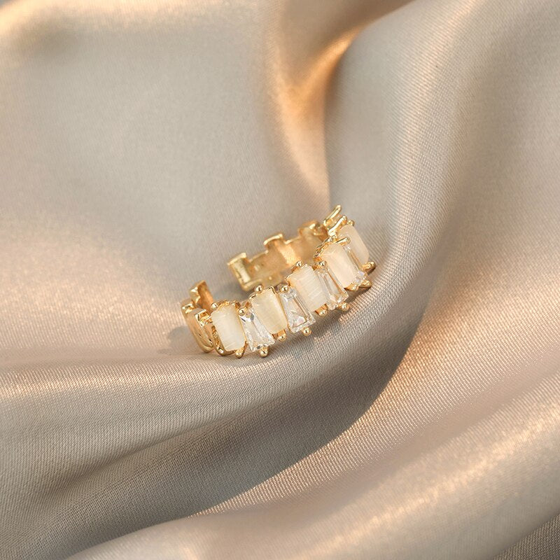 ZOEY RING