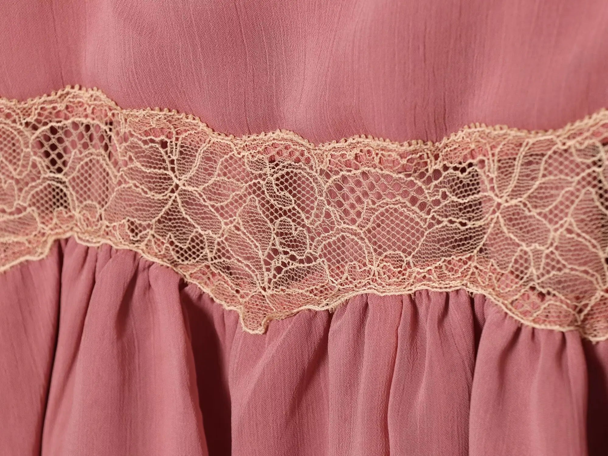 LEORA LACE BLOUSE