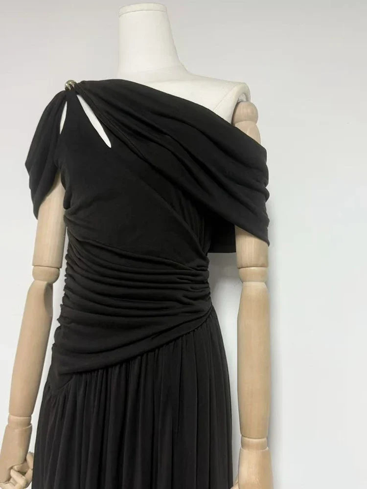 DEAT Elegant Dress Asymmetrical Pleated Long Hollow Out Solid Color Women's Evening Party Dresses 2026 Spring New Tide 35Z4129