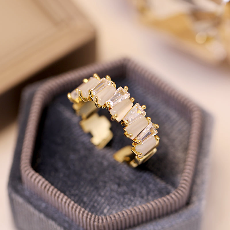 ZOEY RING