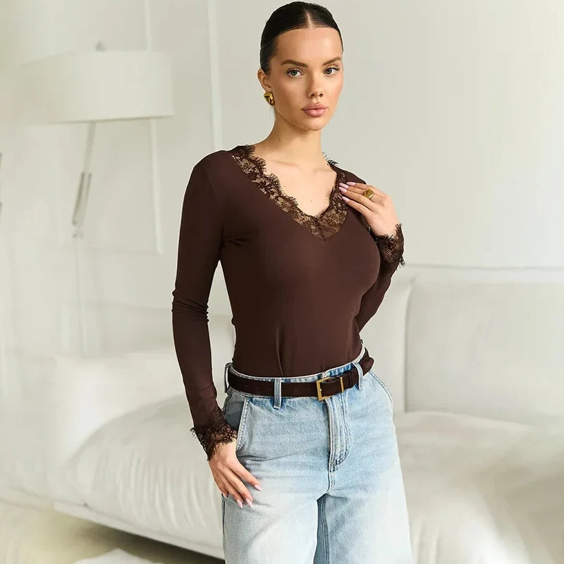 MEGHAN TOP
