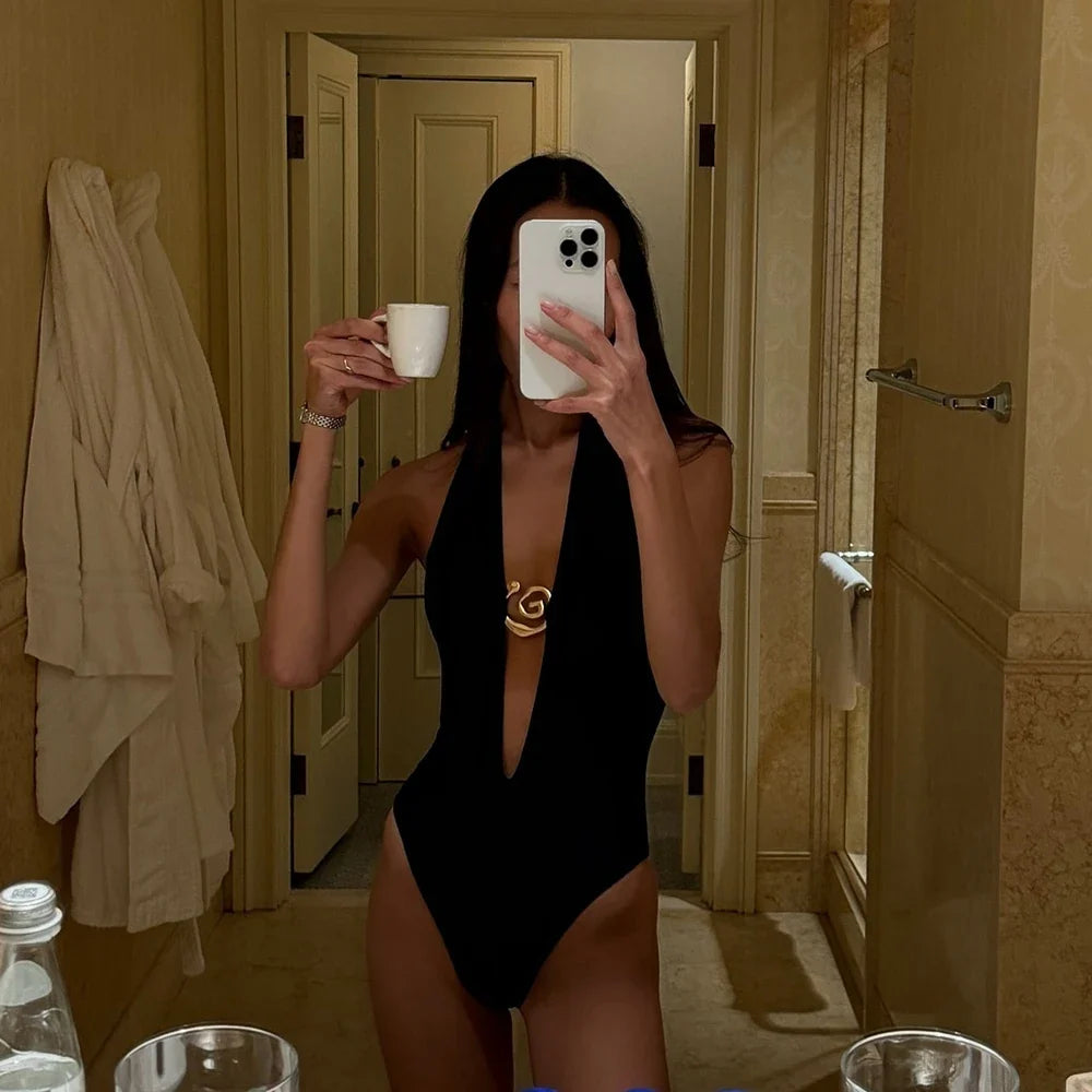 2025 New Sexy V-Neck Black Women One Piece Swimsuit Female Swimwear Thong Monokini Swimming Suit Beachwear Bathing Suit Biquini