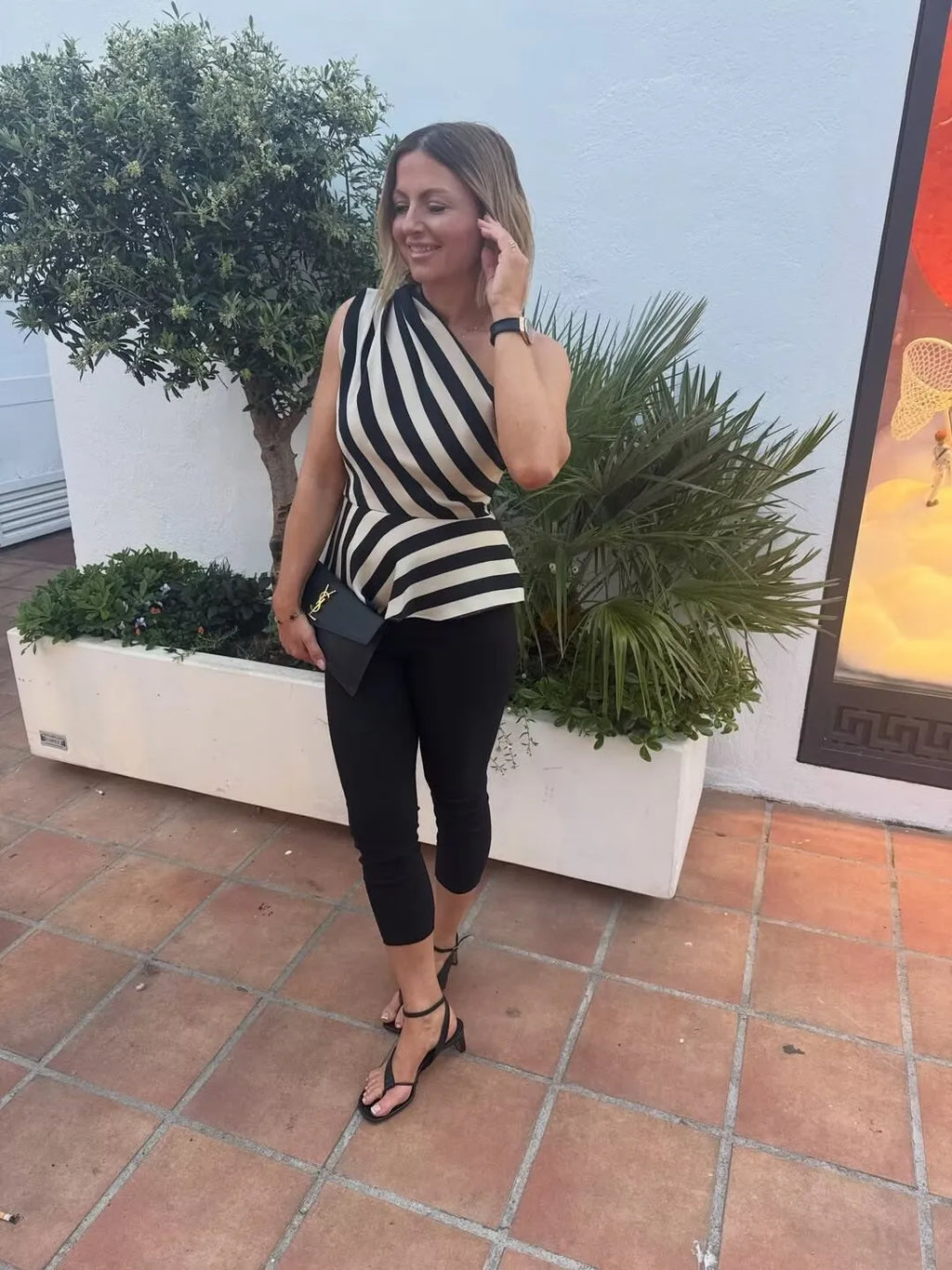 VENI STRIPED ONE SHOULDER BLOUSE
