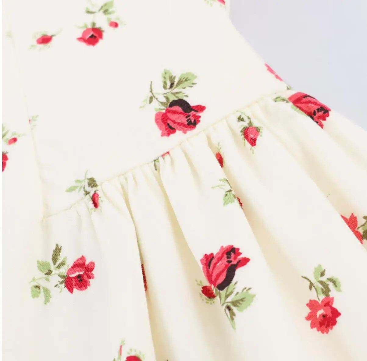 Sexy Beige With Red Floral Print V Collar Sling Mini Dress Women Backless Low Waist Ruched Swing Dresses Femme Vestidos Robe