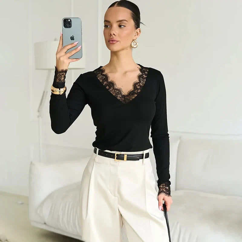 MEGHAN TOP