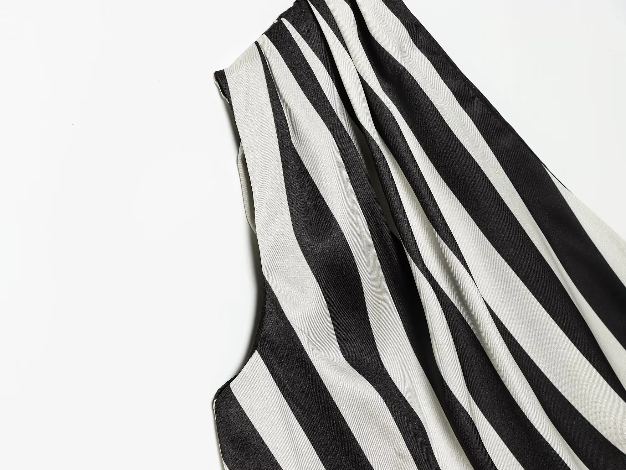 VENI STRIPED ONE SHOULDER BLOUSE