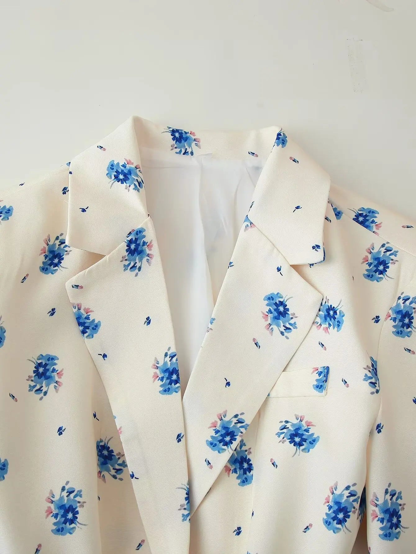 NINA FLORAL BLAZER