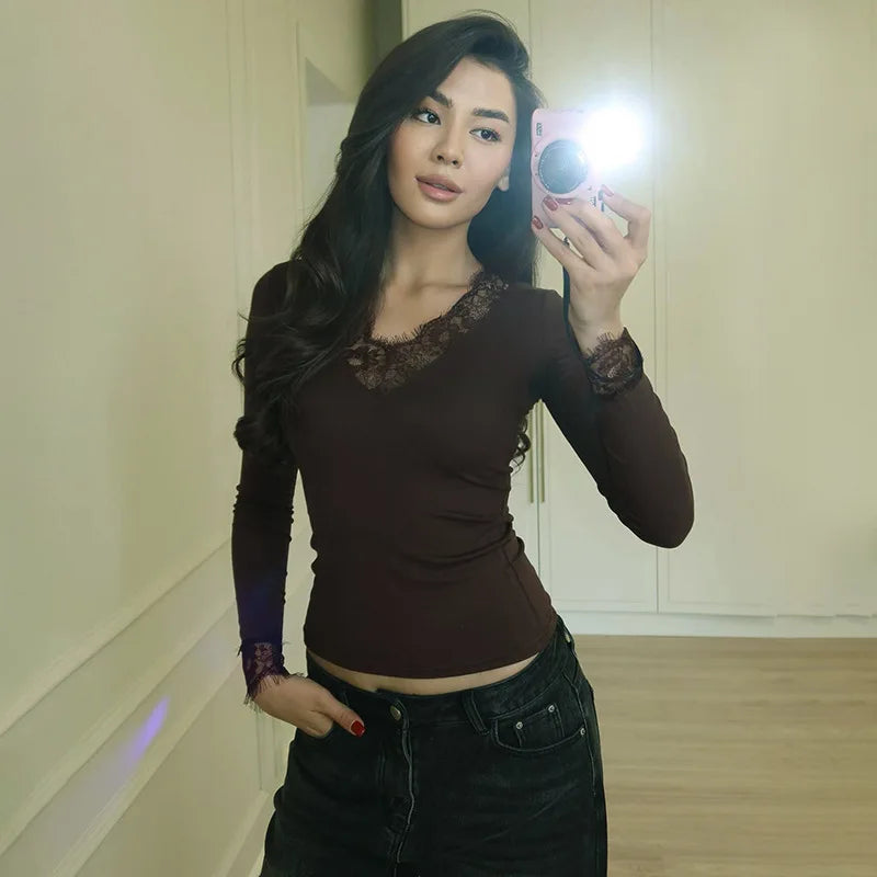 MEGHAN TOP