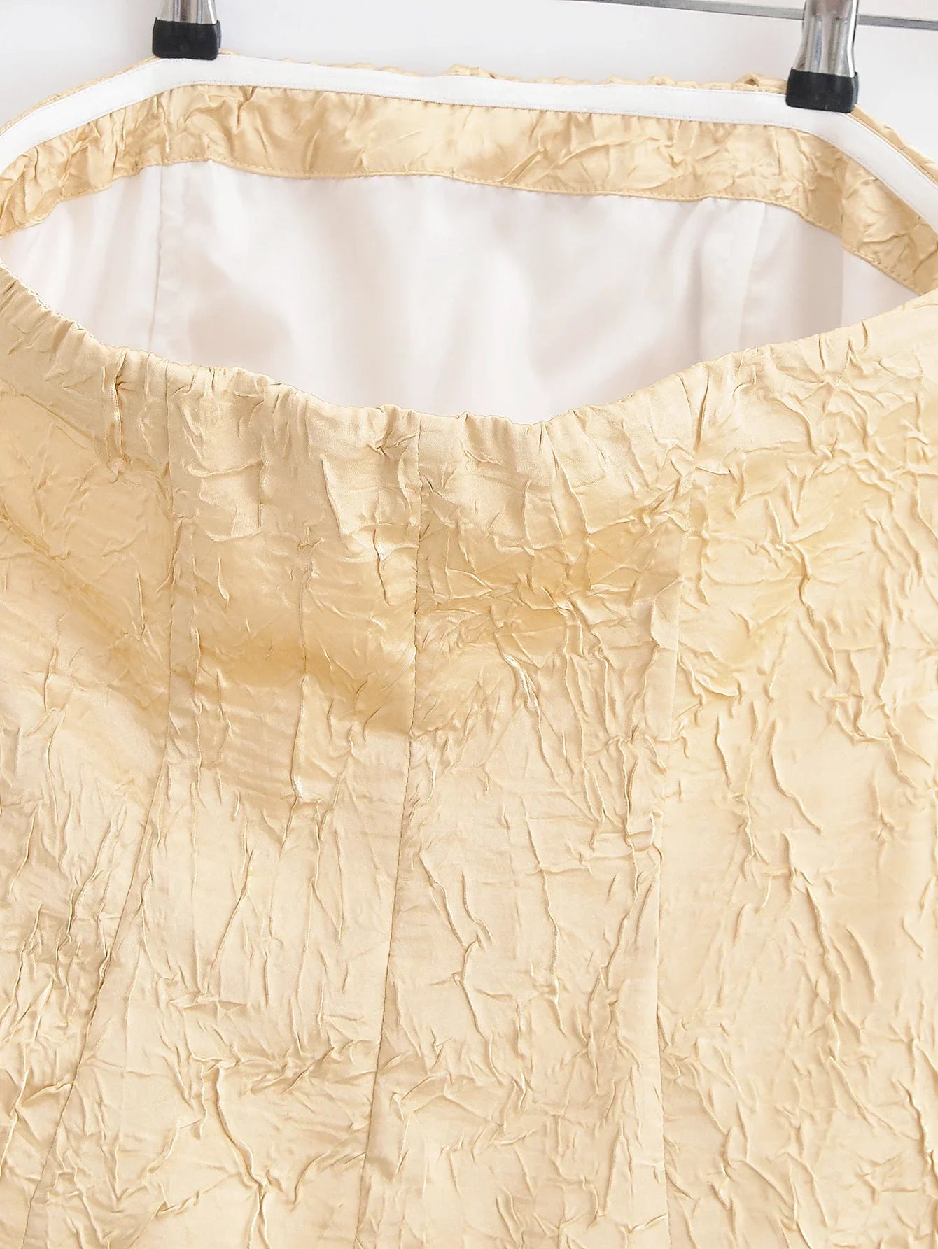 YENKYE New Fashion Women Front Knot Wrinkled Satin Strapless Tops Chic Party Crop Top Streetwear ropa de mujer 2025