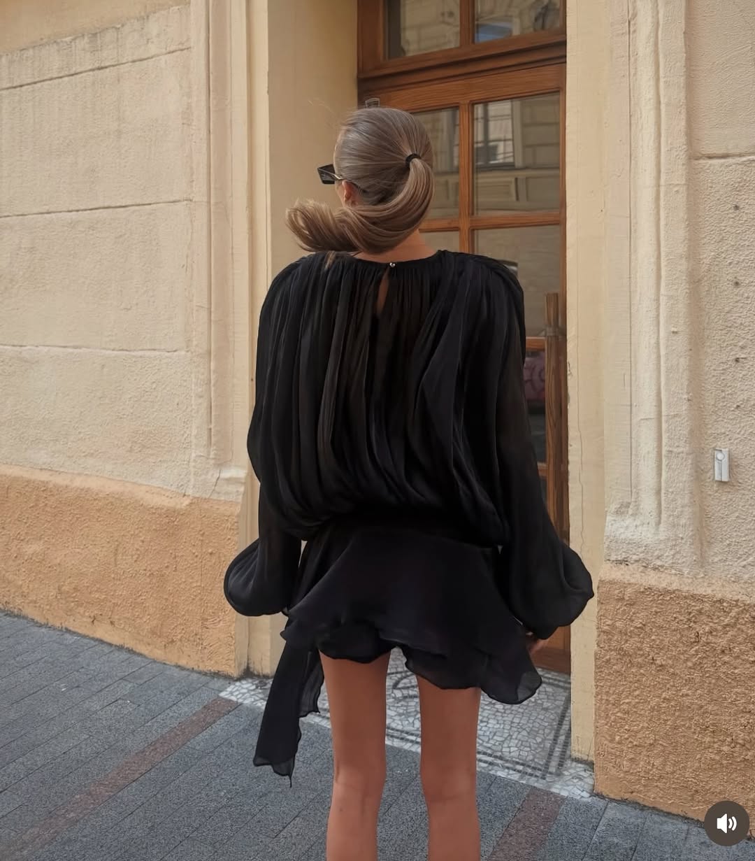 MIA RUFFLE MINI DRESS